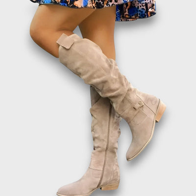 Leontine | Kniehohe Stiefel mit samtigem Charme