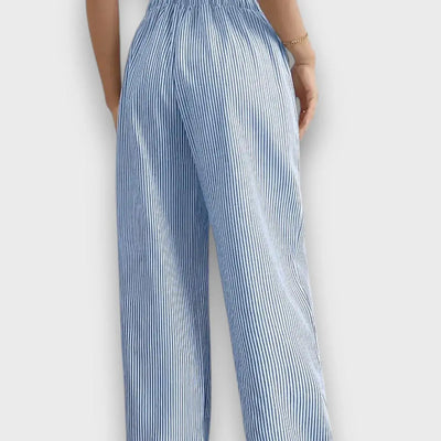 Karina | Hose mit feinen Streifen